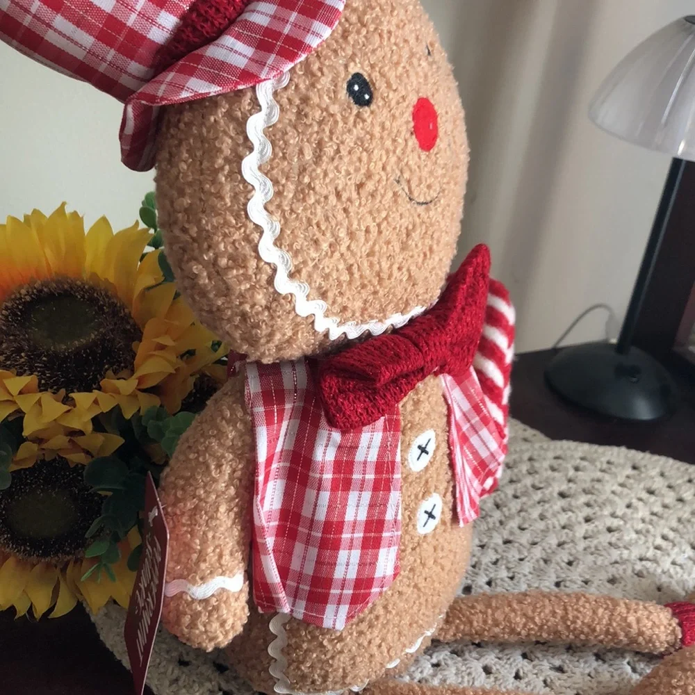 Plaid Gingerbread Man Plush Shelf Sitter Christmas Holiday Home Decor NEW